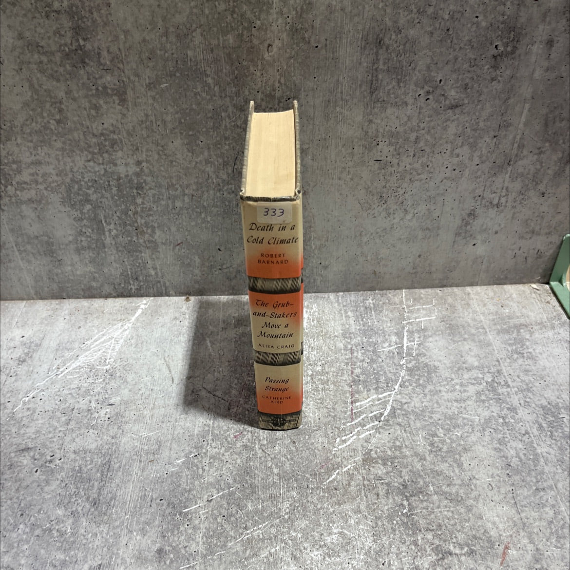 death in a cold climate book, by robert barnard, 1980 Hardcover image 4