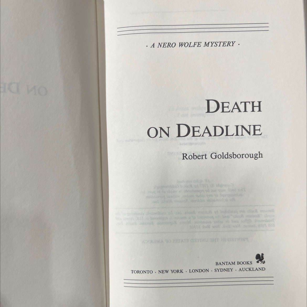 death on deadline book, by robert goldsborough, 1987 Hardcover image 2