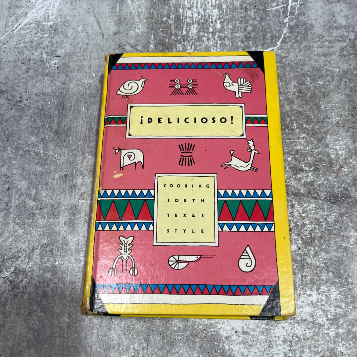 delicioso! book, by Junior League of Corpus Christi, Inc., 1983 Hardcover image 1