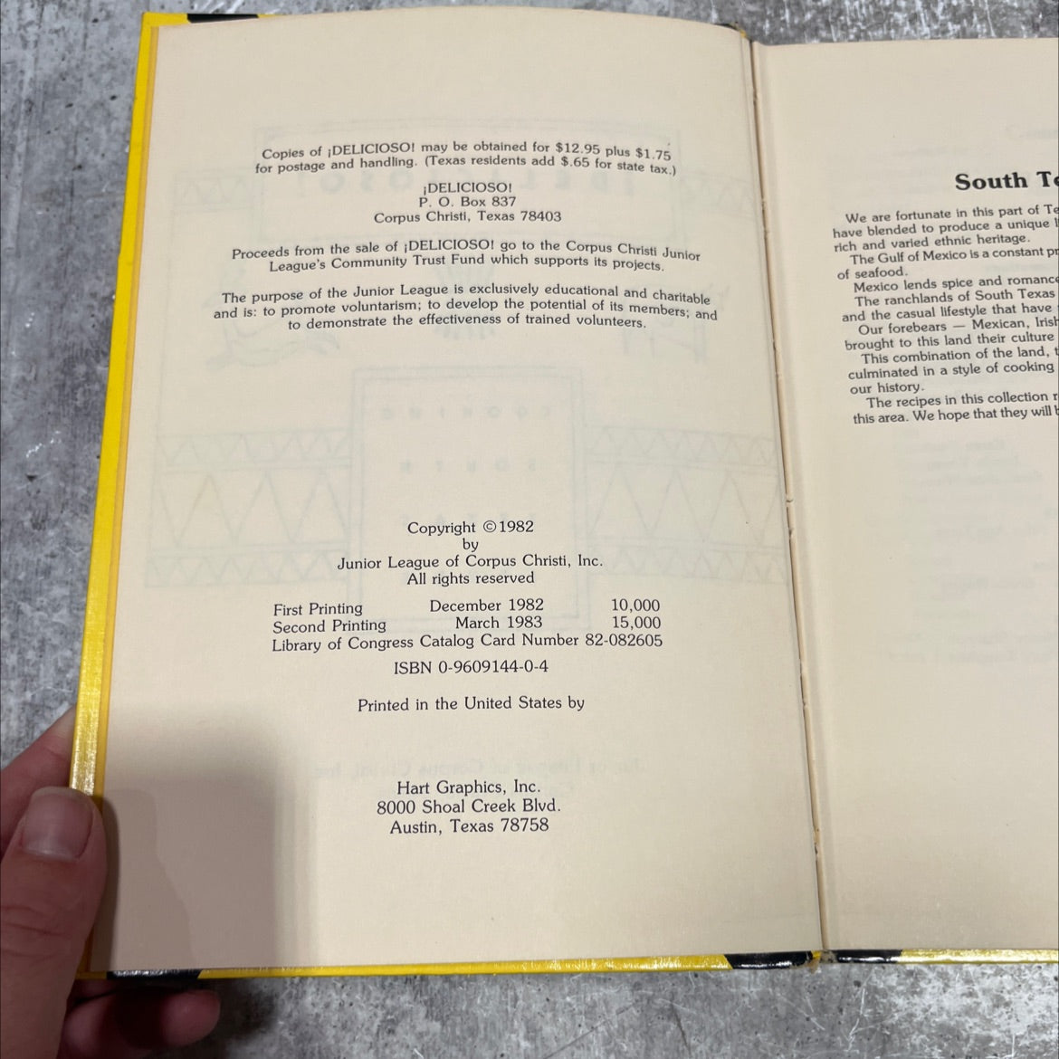 delicioso! book, by Junior League of Corpus Christi, Inc., 1983 Hardcover image 3
