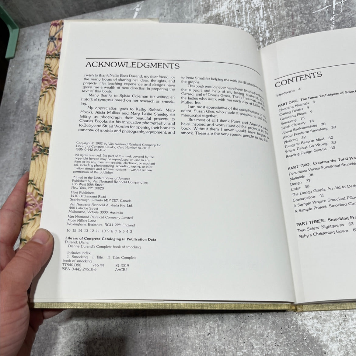 dianne durand's complete book of smocking book, by dianne durand, 1982 Hardcover image 3