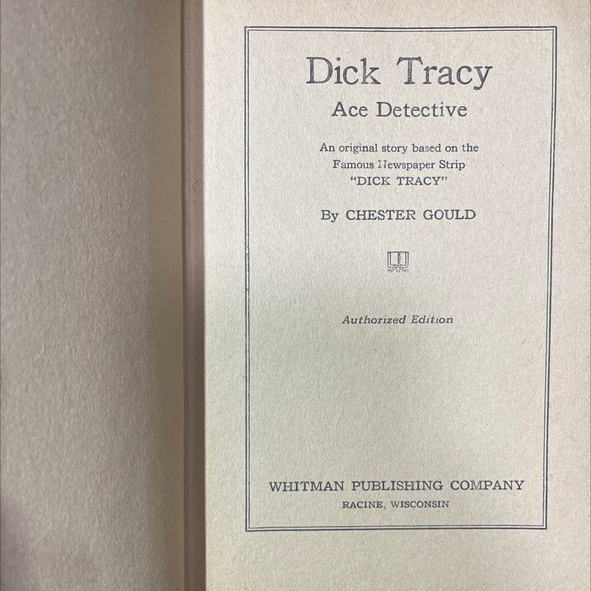 dick tracy ace detective book, by chester gould, 1943 Hardcover image 2
