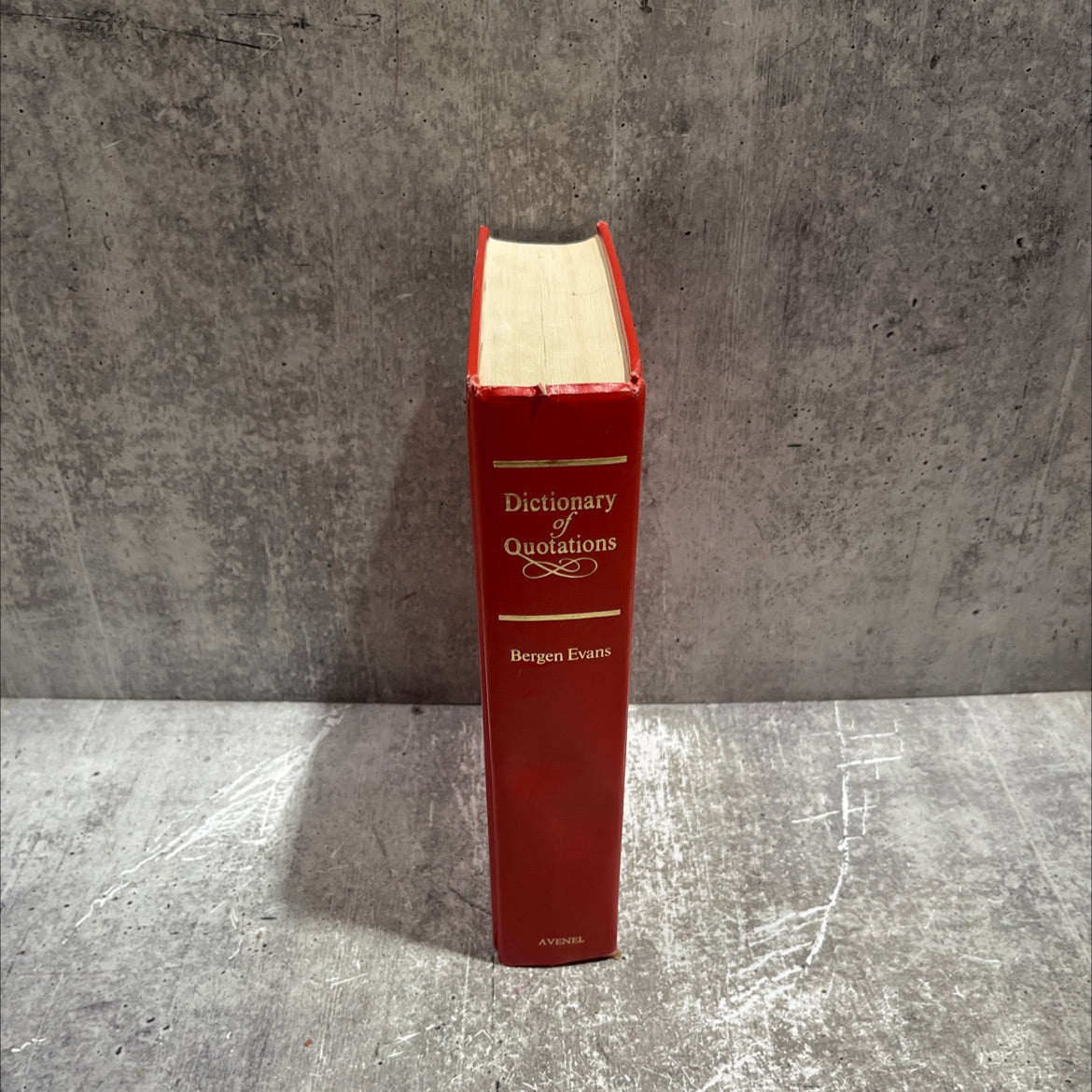 dictionary moor of quotations collected and arranged and with comments by bergen evans book, by Bergen Evans, 1978 image 4