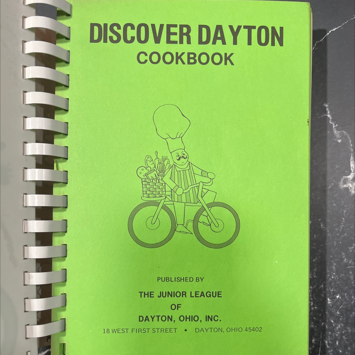 discover dayton cookbook book, by junior league of dayton, 1979 Hardcover image 2
