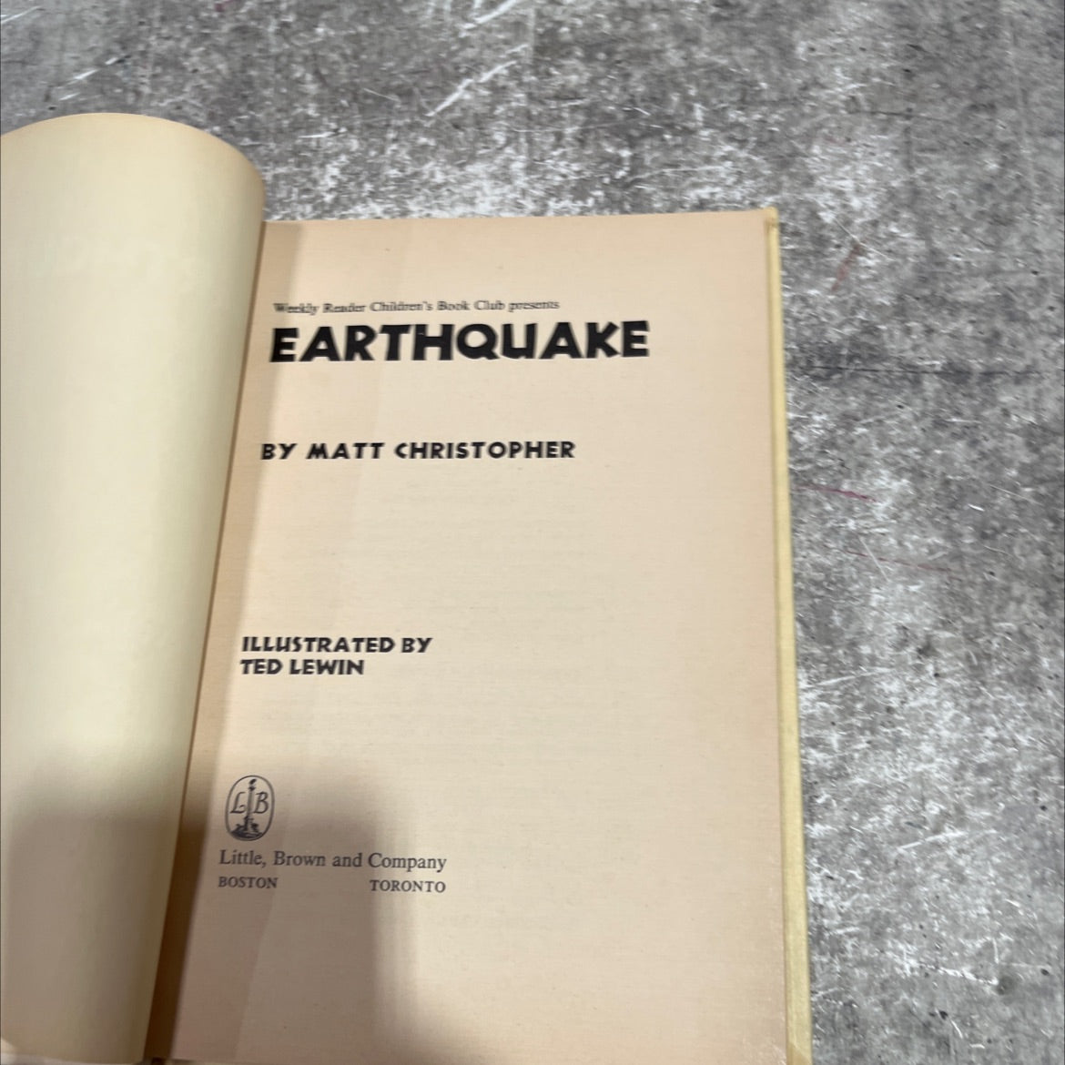 earthquake book, by matt christopher, 1975 Hardcover image 2