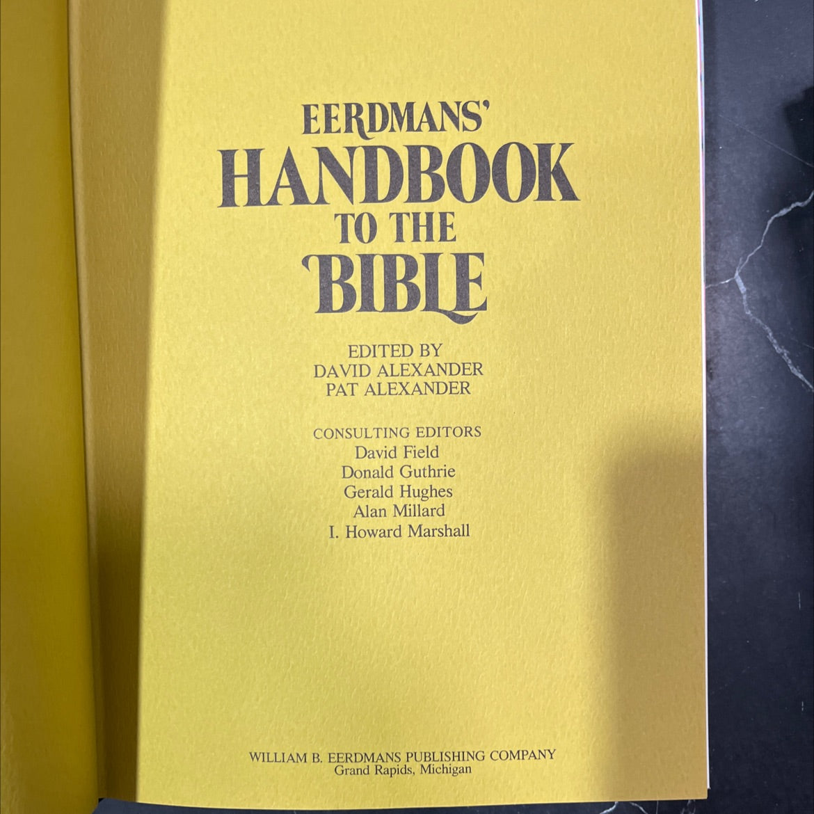 eerdmans handbook to the bible book, by David Alexander, Pat Alexander, 1980 Hardcover image 2
