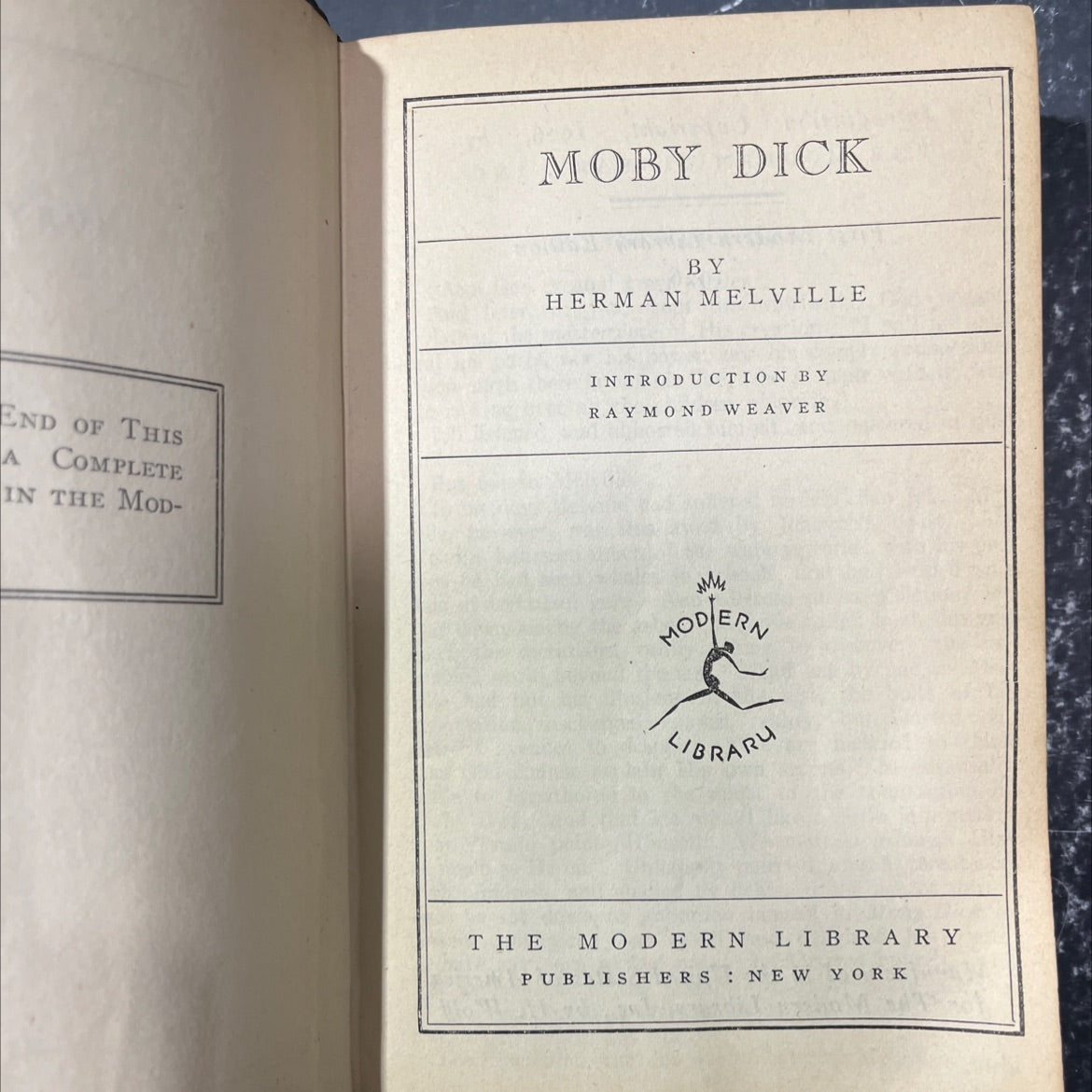 end of this a complete in the mod- moby dick book, by herman melville, 1926 Leather image 2