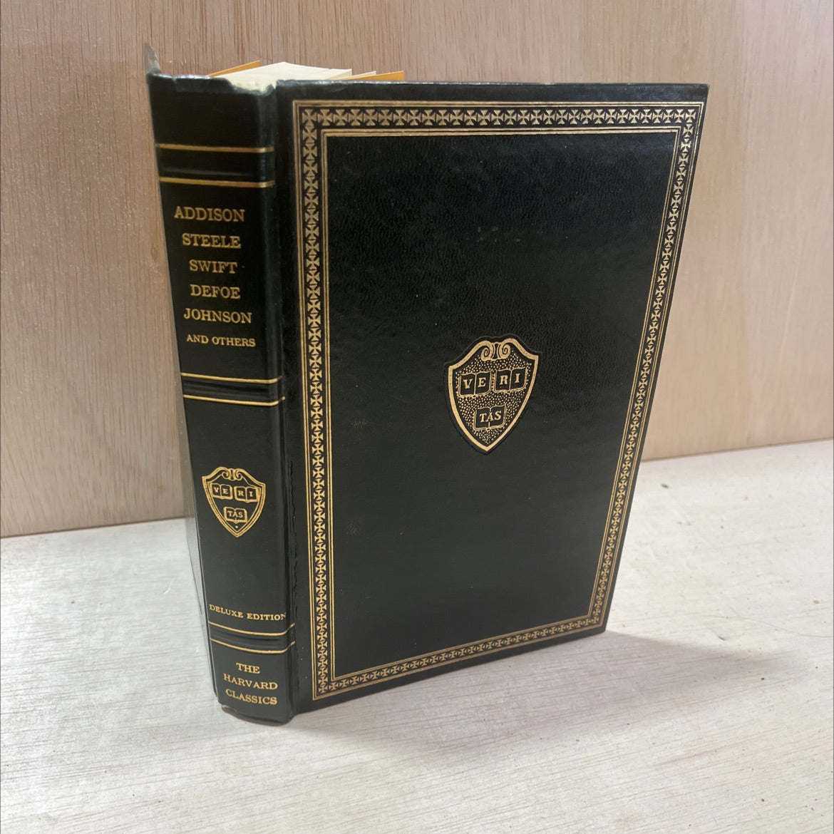 english essays from sir philip sidney to macaulay with introductions and notes book, by charles w. eliot, 1937 image 1