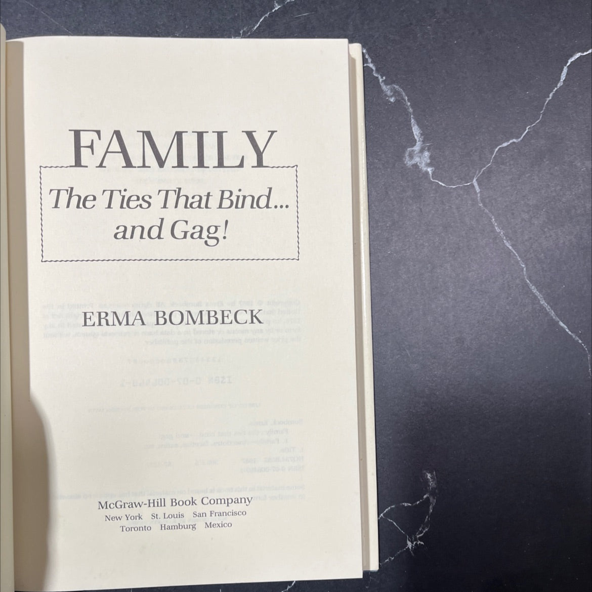 family the ties that bind... and gag! book, by erma bombeck, 1987 Hardcover image 2