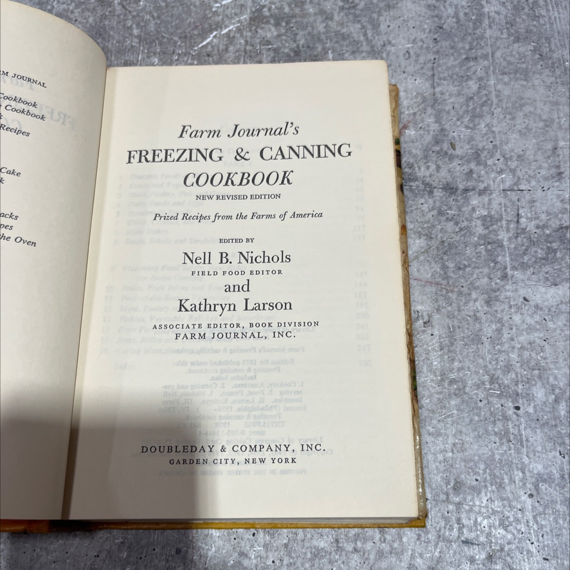 farm journal's freezing & canning cookbook book, by Nell B. Nichols, Kathryn Larson, 1978 Hardcover image 2