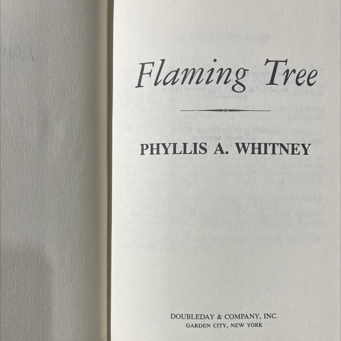 flaming tree book, by phyllis a. whitney, 1985 Hardcover image 2