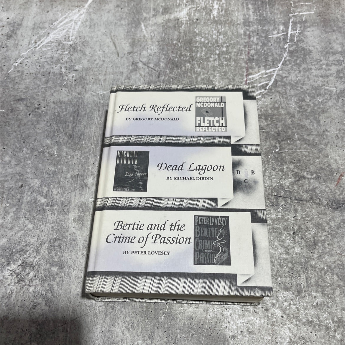 fletch reflected book, by gregory mcdonald, 1994 Hardcover image 1