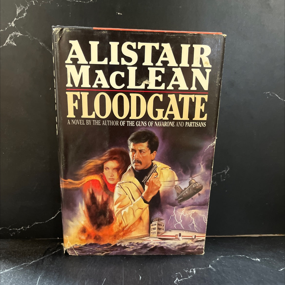 floodgate book, by Alistair MacLean, 1984 Hardcover image 1