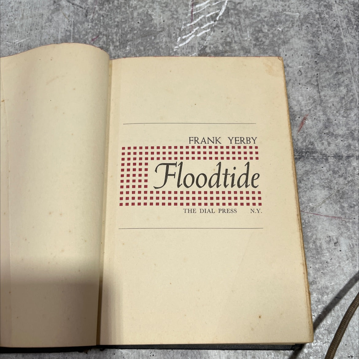 floodtide book, by frank yerby, 1950 Hardcover image 2