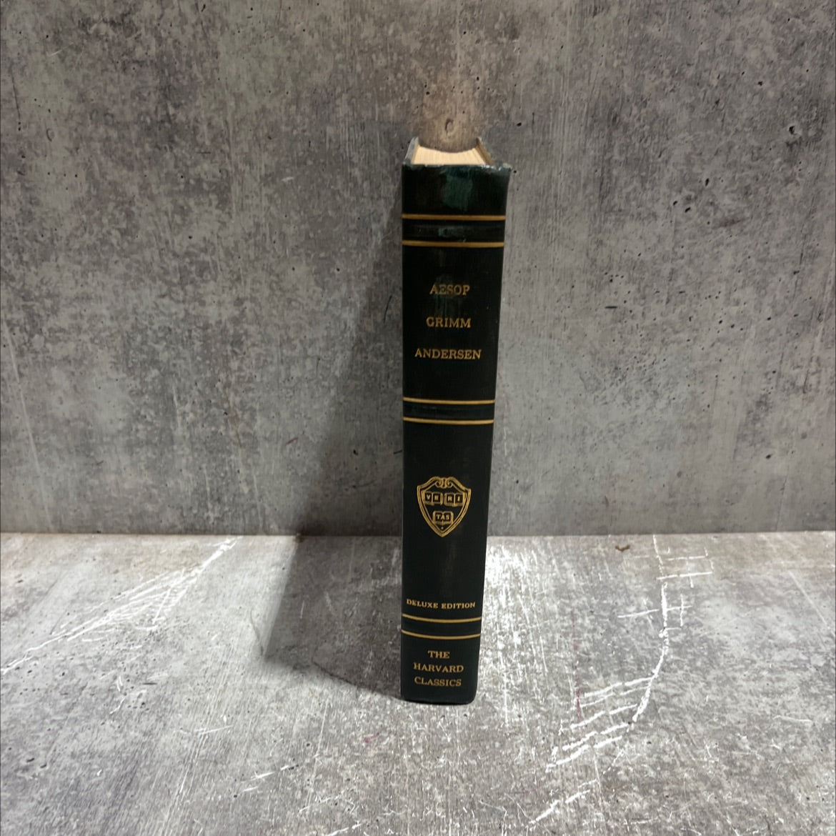 folk-lore and fable aesop grimms andersen book, by unknown, 1937 Hardcover image 4