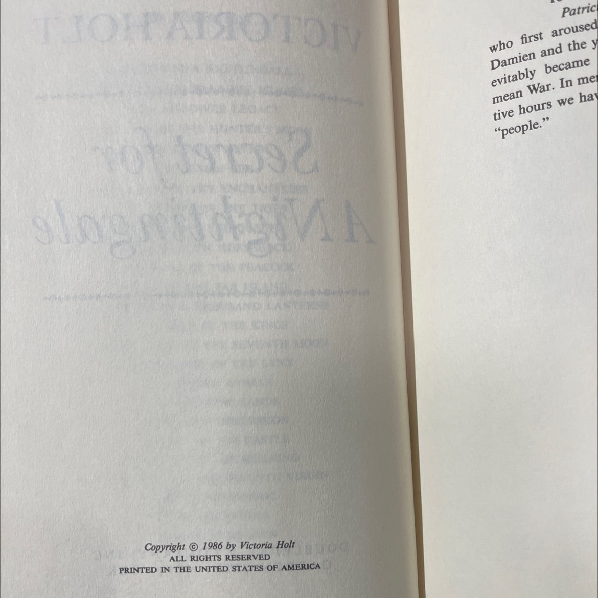 for a nightingale book, by victoria holt, 1986 Hardcover image 3
