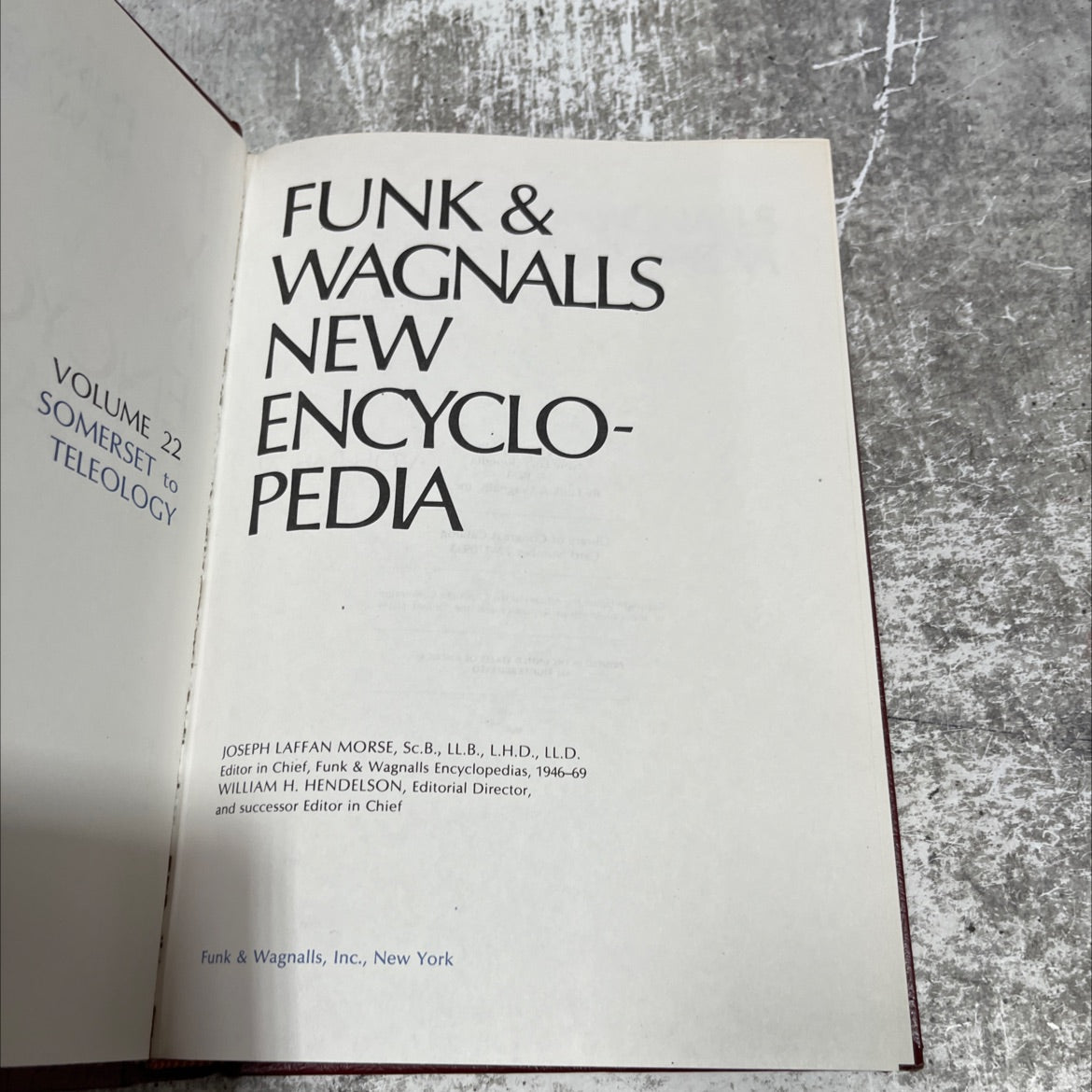 funk & wagnalls new encyclopedia volume 22 somerset to teleology book, by joseph laffan morse, 1973 Hardcover image 2