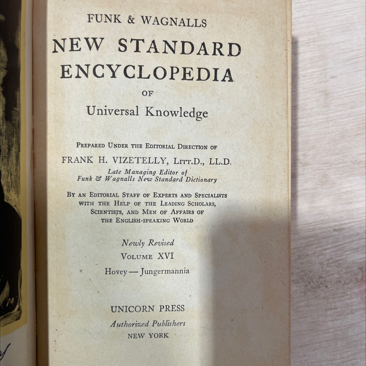 funk & wagnalls new standard encyclopedia of universal knowledge book, by frank h. vizetelly, 1947 Hardcover, Antique image 2