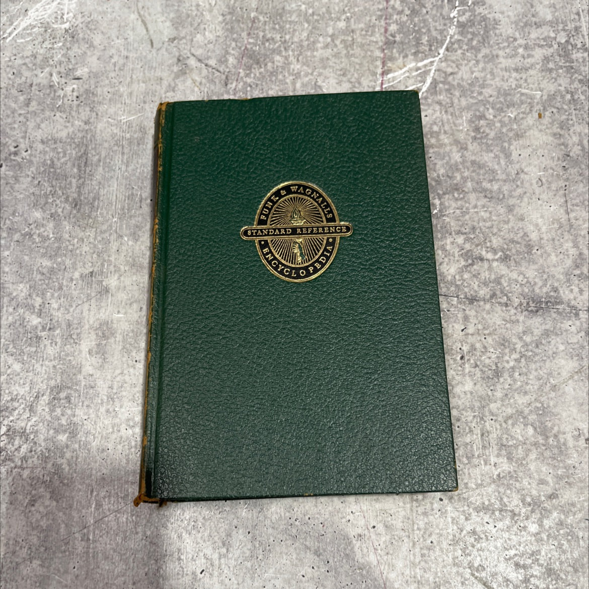 funk & wagnalls standard reference encyclopedia volume 16 longevity-middle east book, by joseph laffan morse, 1961 image 1
