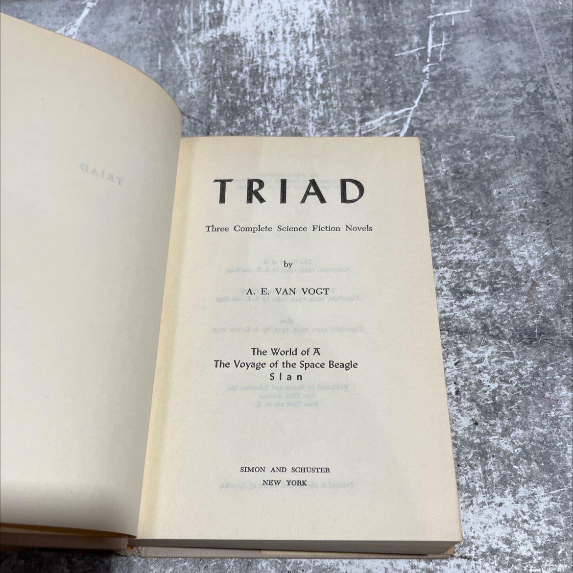gaiat triad three complete science fiction novels book, by abby a. e. van vogt, 1951 Hardcover image 2