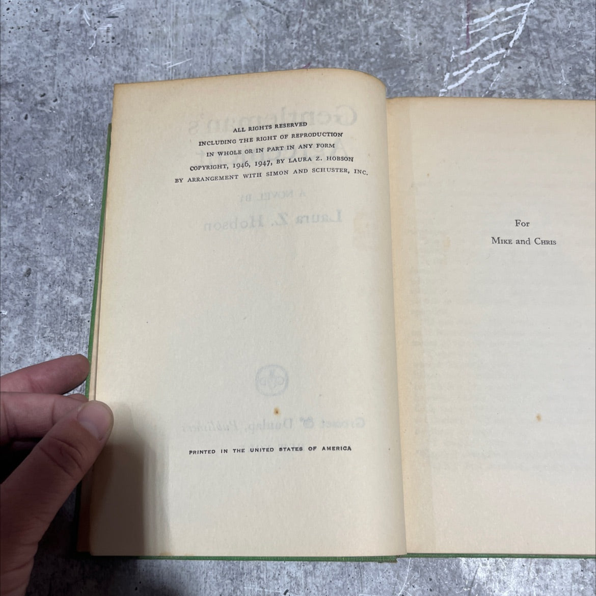 gentleman's agreement book, by Laura Z. Hobson, 1947 Hardcover image 3