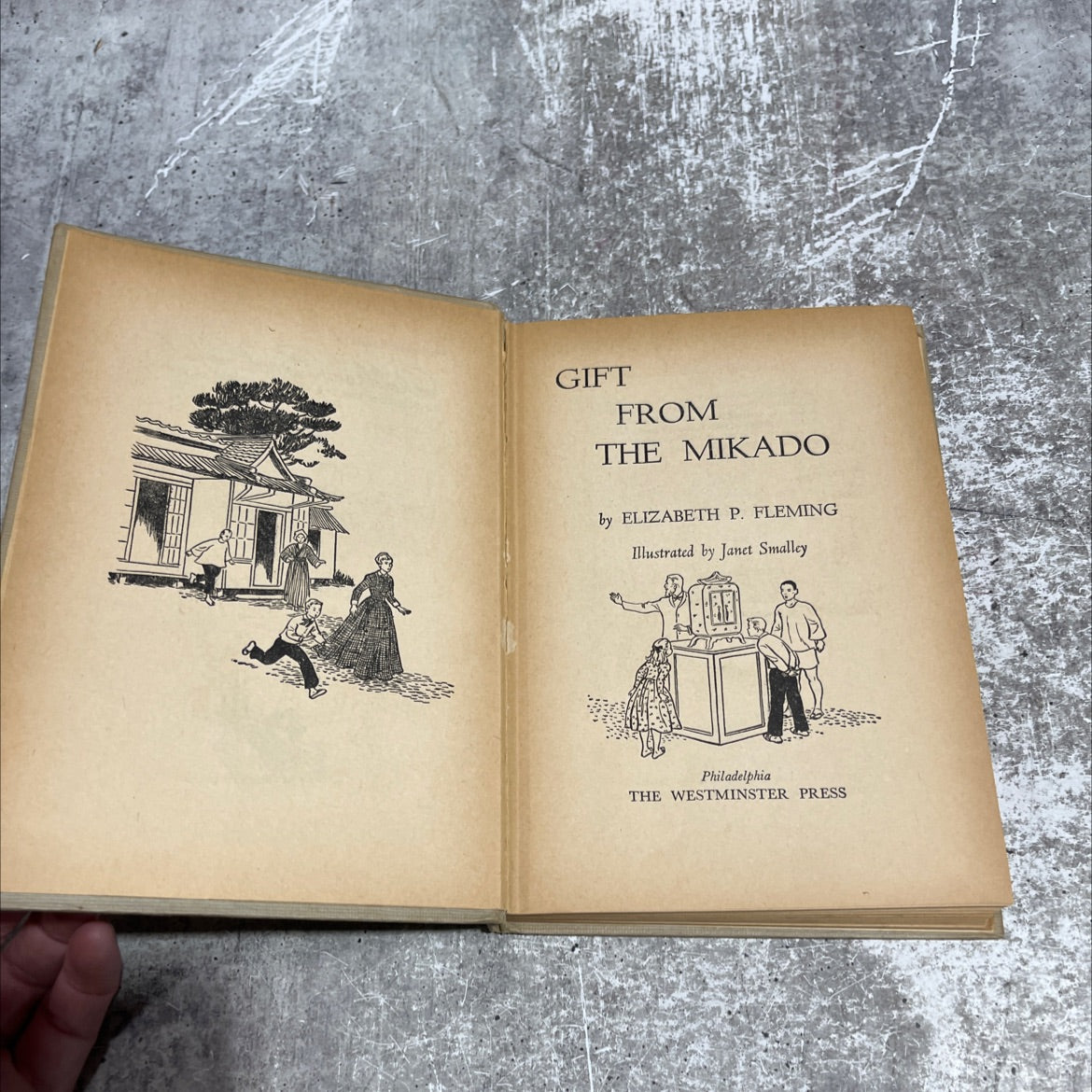 gift from the mikado book, by elizabeth p. fleming, 1958 Hardcover image 2