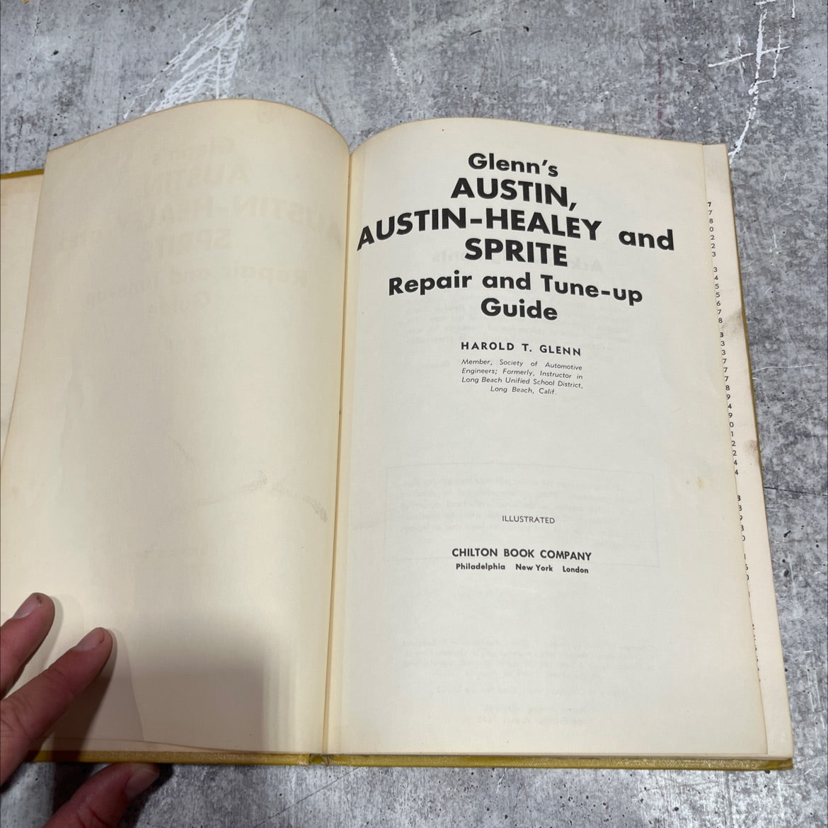 glenn's austin, austin-healey and sprite repair and tune-up guide book, by harold t. glenn, 1968 Hardcover image 2