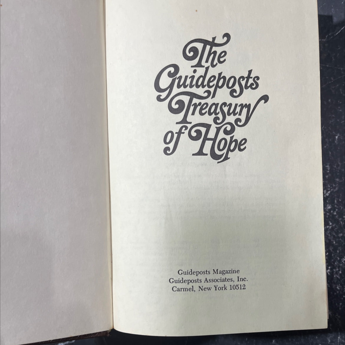 guideposts treasury of hope book, by guideposts associates, inc., 1976 Hardcover image 2