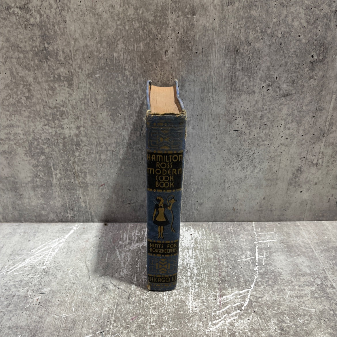 hamilton ross modern cook book book, by k. camille den dooven, 1940 Hardcover image 4