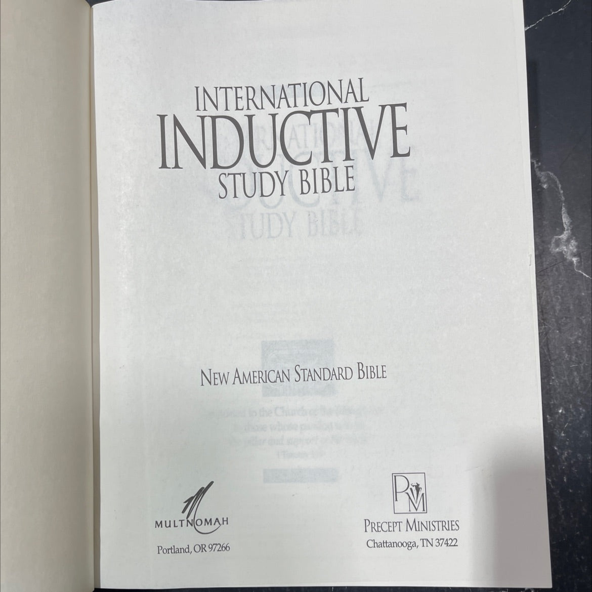 holy bible: international inductive study bible book, by unknown, 1992 Hardcover image 2