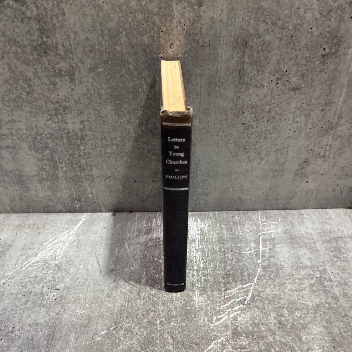 holy bible: letters to young churches book, by J. B. Phillips, 1958 Hardcover image 4