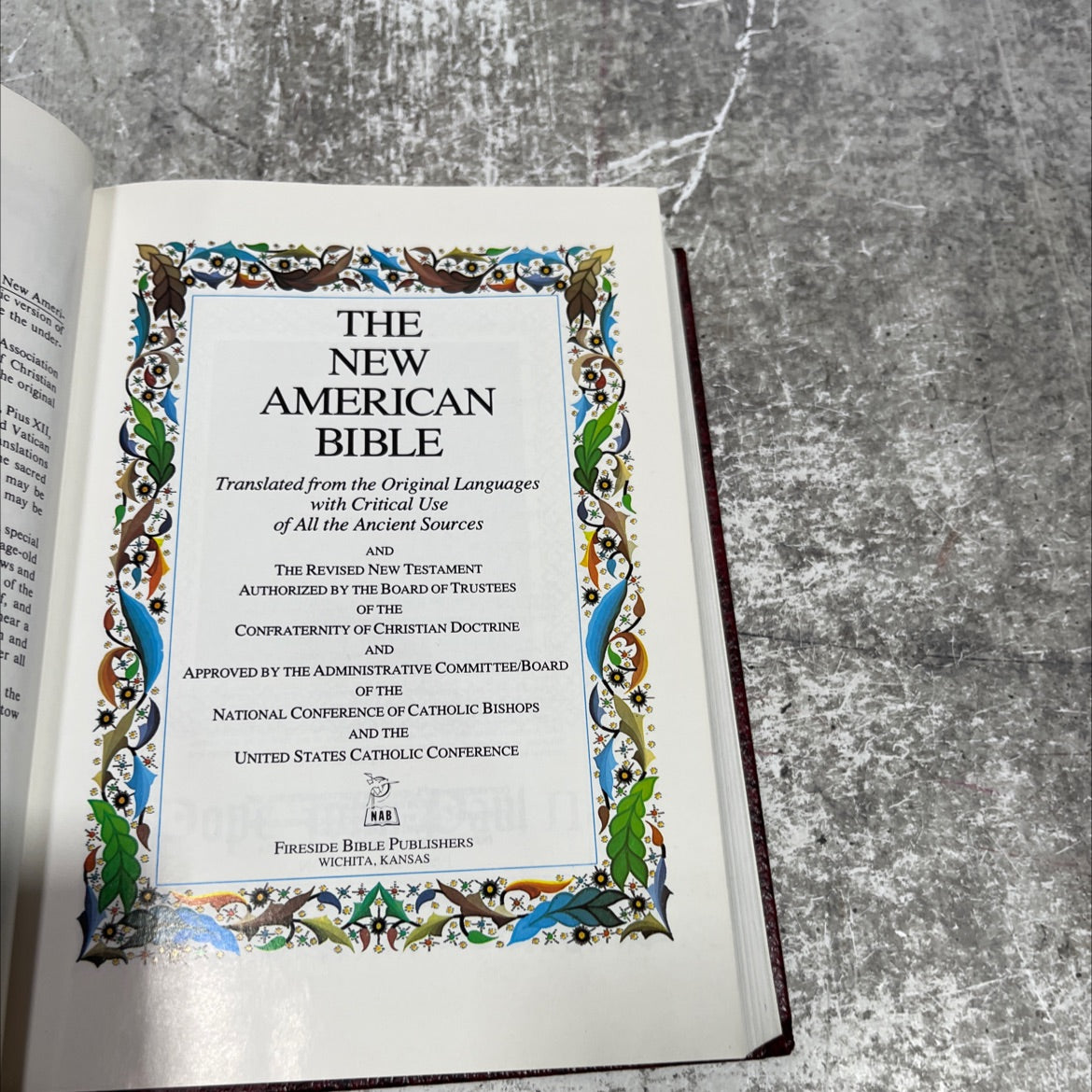 holy bible, new american version book, by Confraternity of Christian Doctrine, 1991 Hardcover image 2