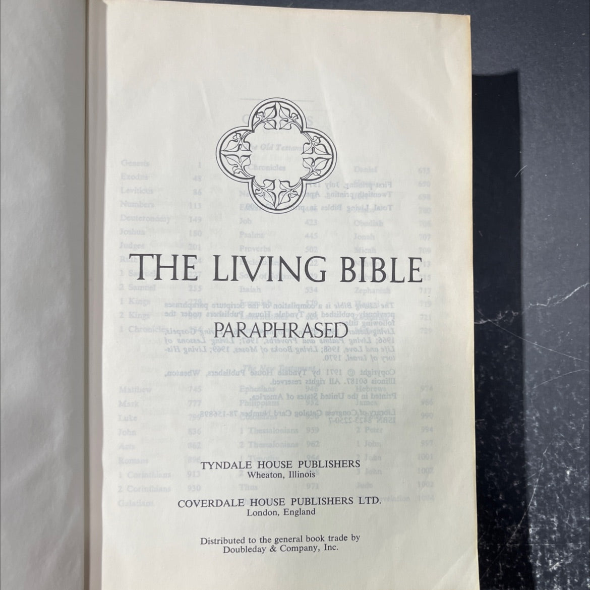 holy bible, the living bible book, by unknown, 1971 Leather image 2