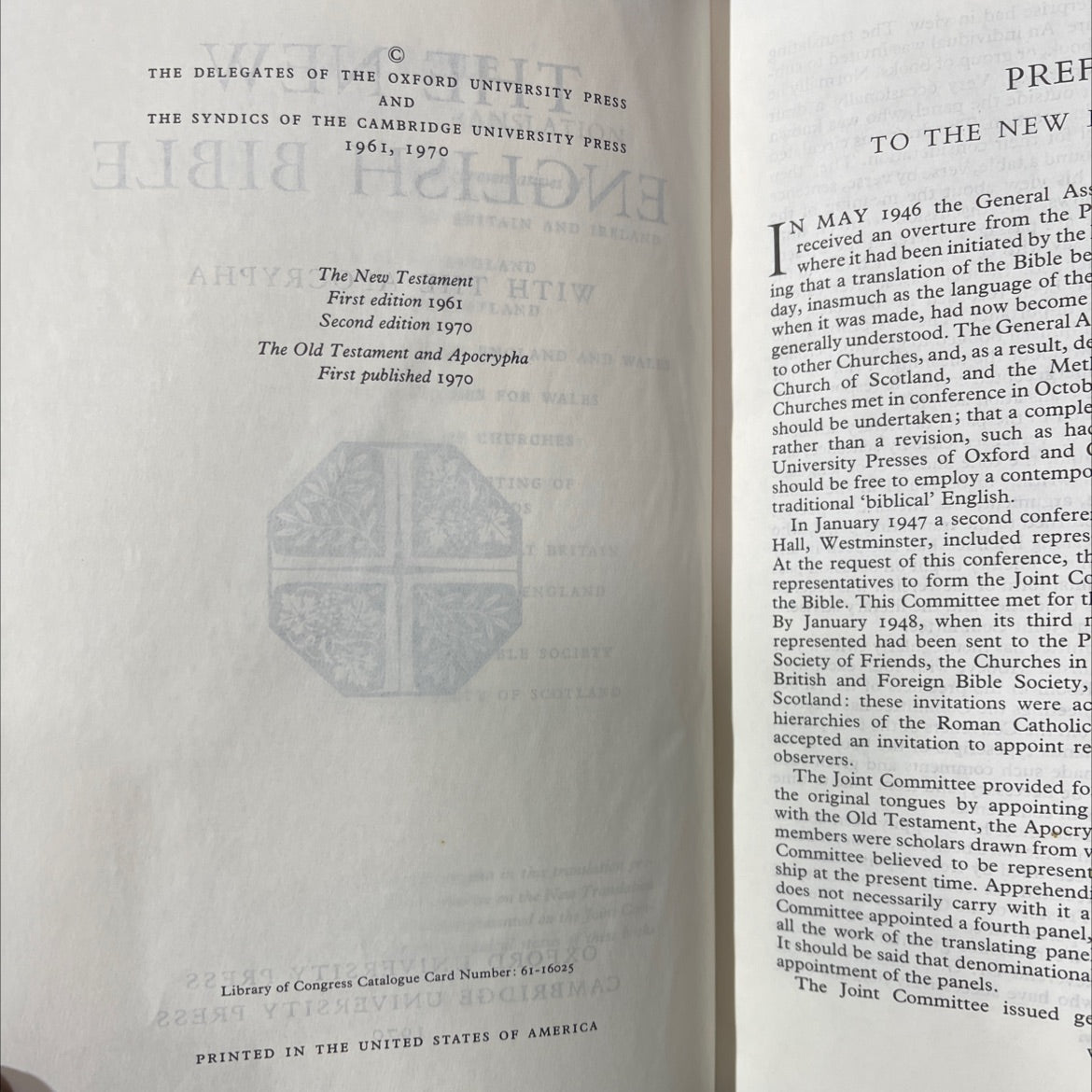 holy bible: the new english bible with the apocrypha book, by representatives of churches in great britain and ireland, image 3