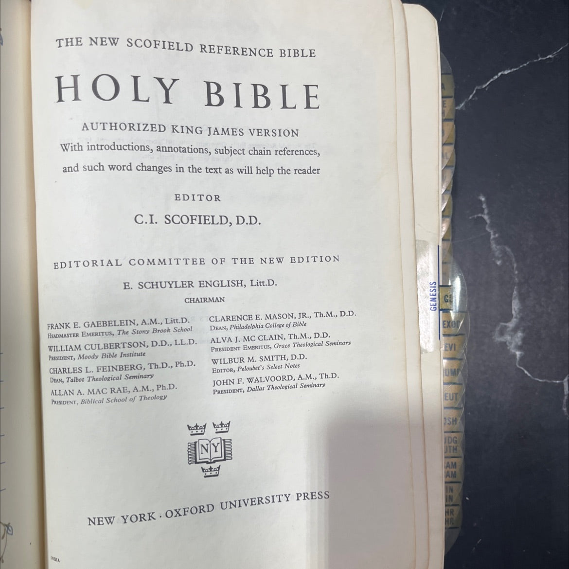 holy bible authorized king james version book, by C.I. Scofield, D.D., 1967 Leather image 2