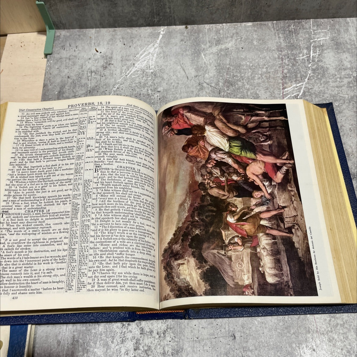 holy bible authorized or king james version book, by unknown, 1970 Leather image 4