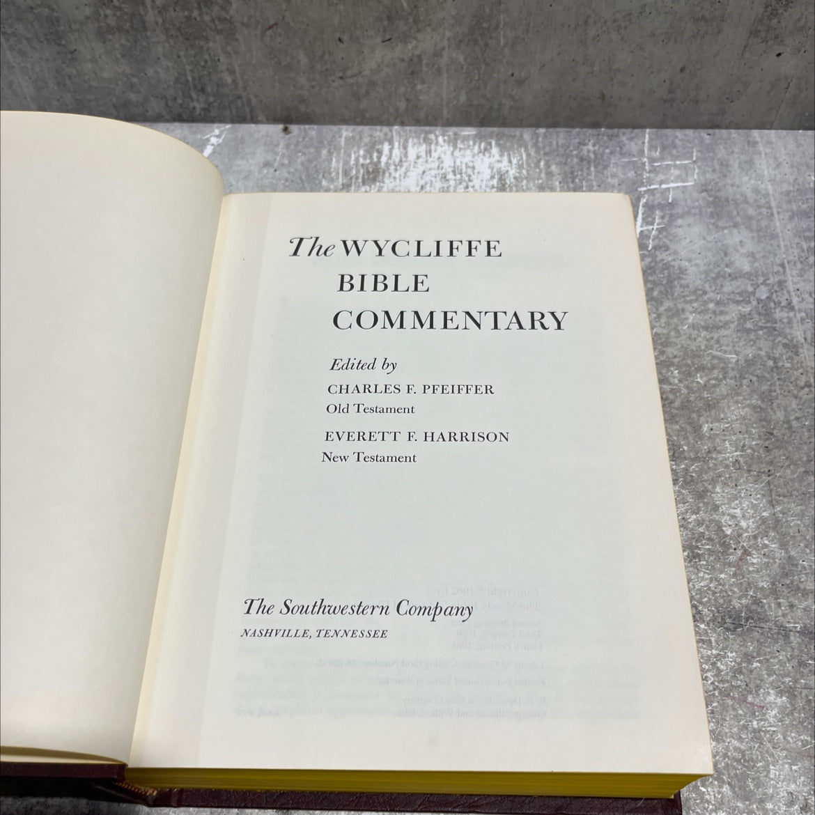 holy bible commentary book, by charles f. pfeiffer, everett f. harrison, 1970 Hardcover image 2