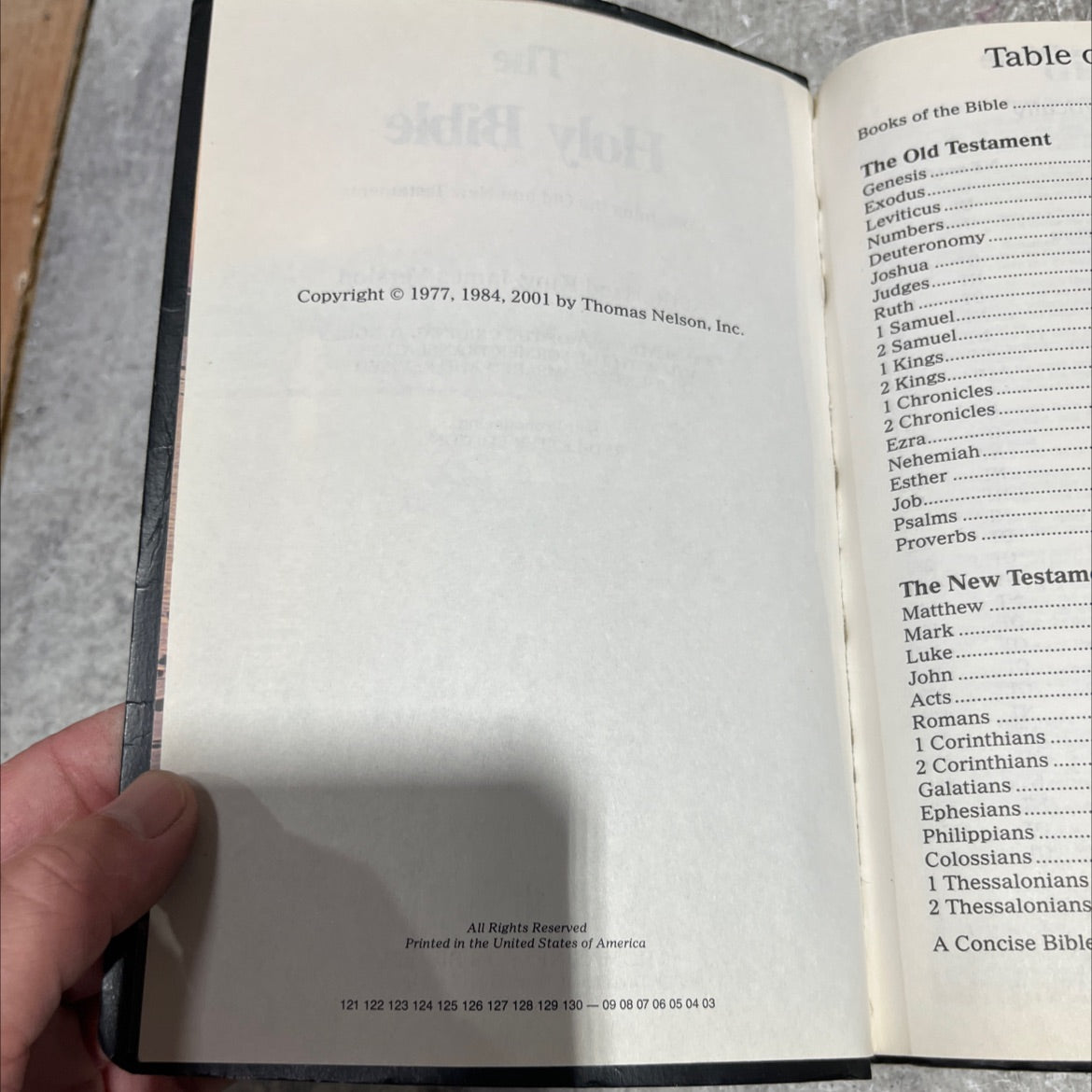 holy bible containing the old and new testaments authorized king james version book, by unknown, 2001 Leather image 3