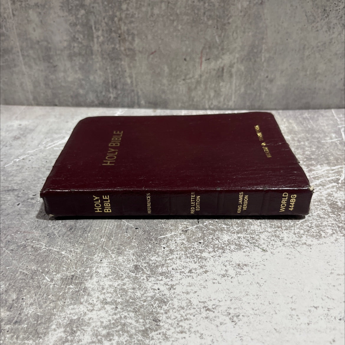holy bible containing the old and new testaments translated out of the original tongues book, by unknown, 1970 Leather image 4