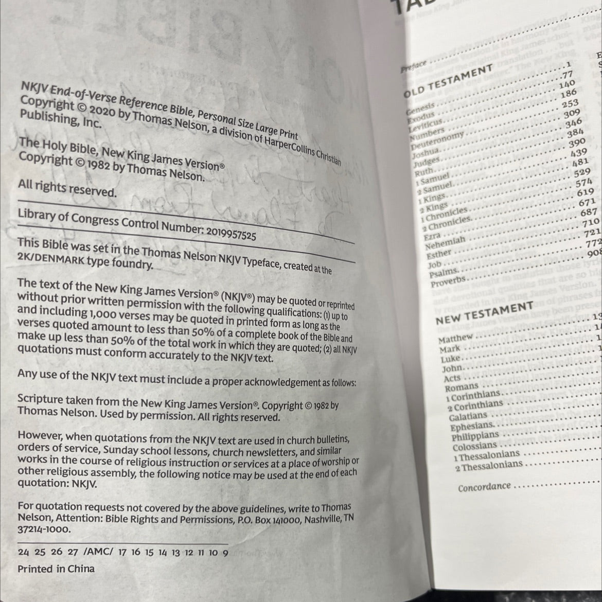 holy bible containing the old and new testaments book, by unknown, 2020 Leather image 3