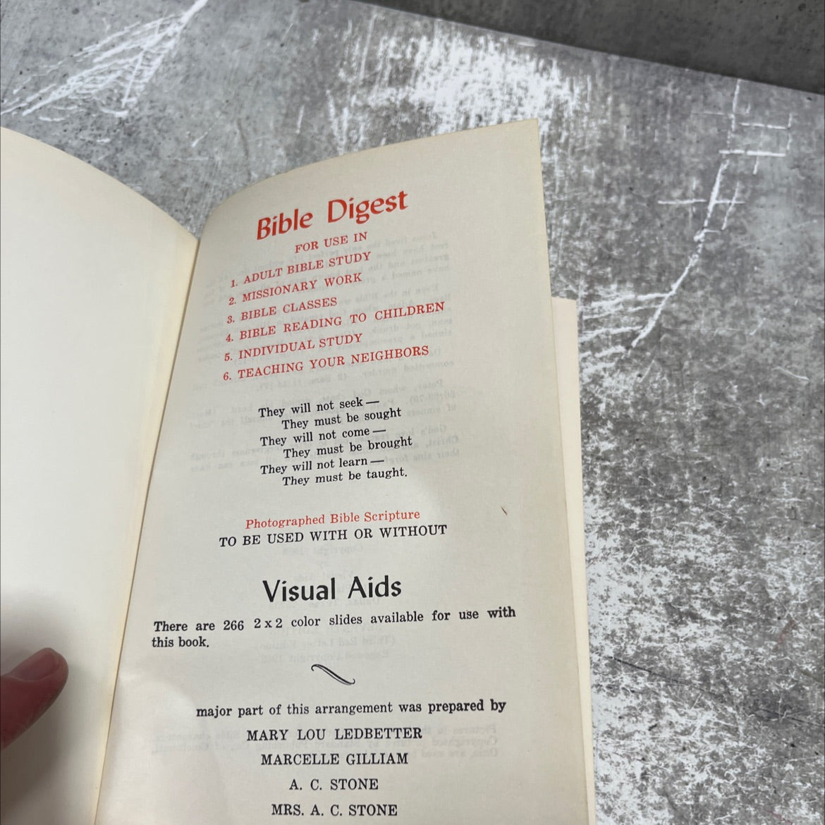 holy bible digest book, by mary lou ledbetter, marcelle gilliam, a. c. stone, mrs. a. c. stone, 1962 Hardcover image 2
