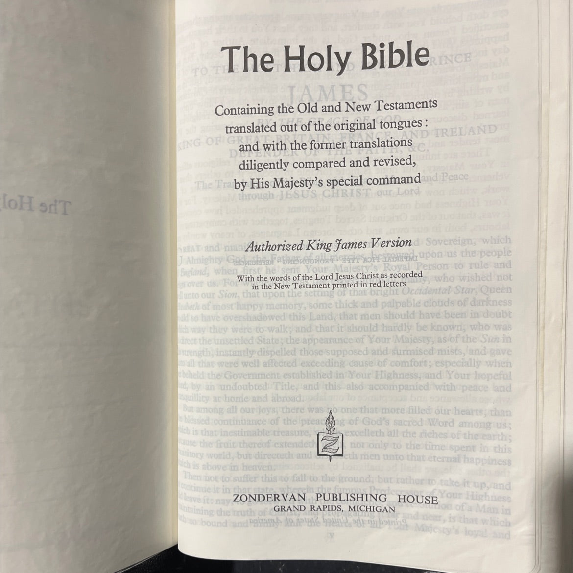 holy bible king james version book, by unknown, 1970 Leather image 2