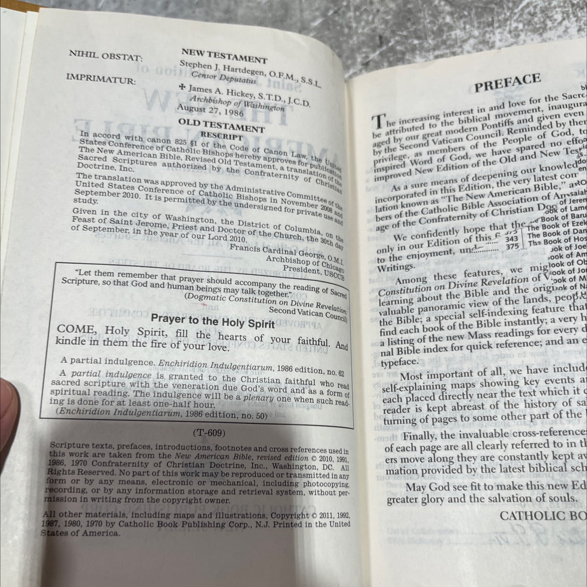 holy bible new american bible revised edition book, by Confraternity of Christian Doctrine, 2010 Hardcover image 3