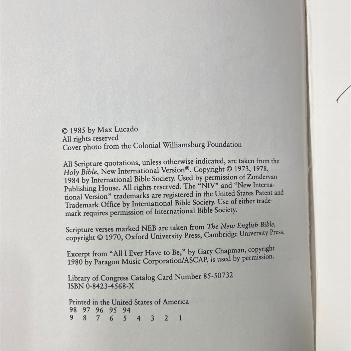 holy bible new international version book, by Max Lucado, 1985 Hardcover image 3