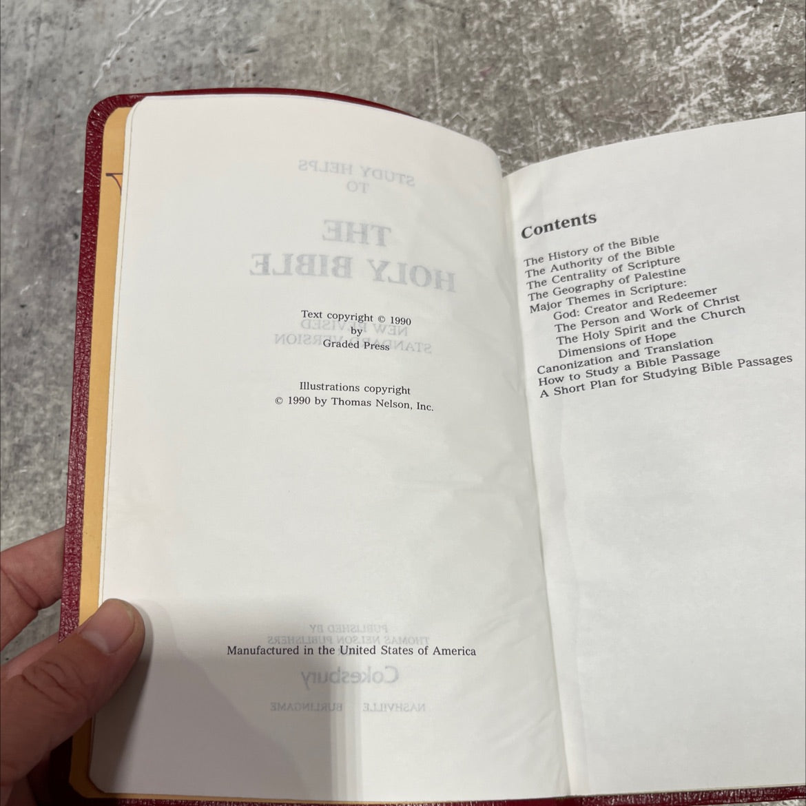 holy bible new revised standard version book, by unknown, 2018 Leather image 3