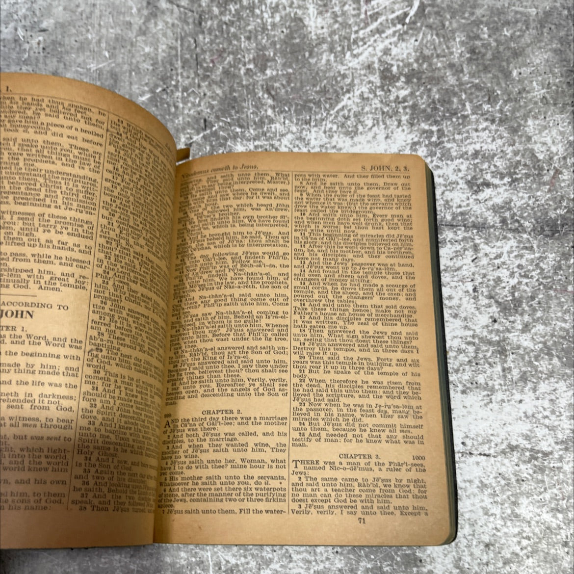holy bible new testament of our lord and saviour jesus christ book, by unknown, 1970 Leather image 3