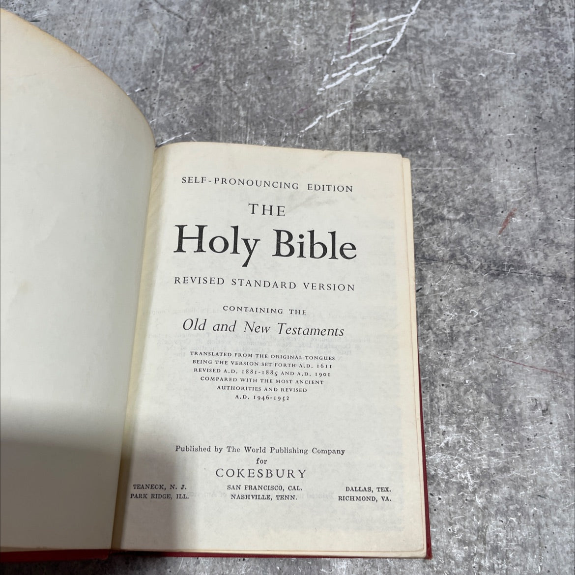 holy bible revised standard version book, by not stated, 1962 Hardcover image 2