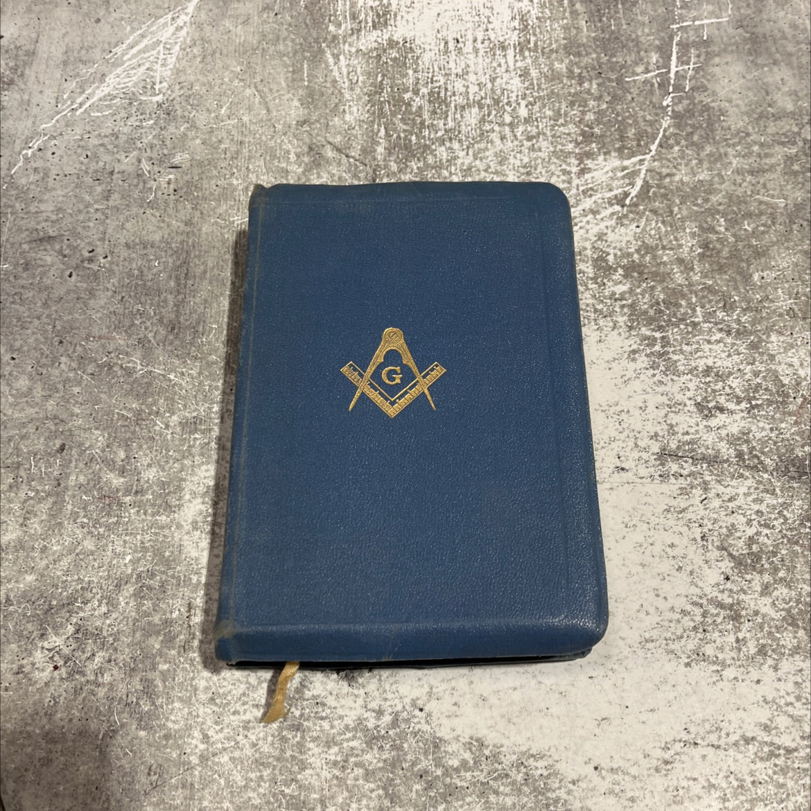 holy bible the great light in masonry book, by john wesley kelchner, 1940 Leather image 1