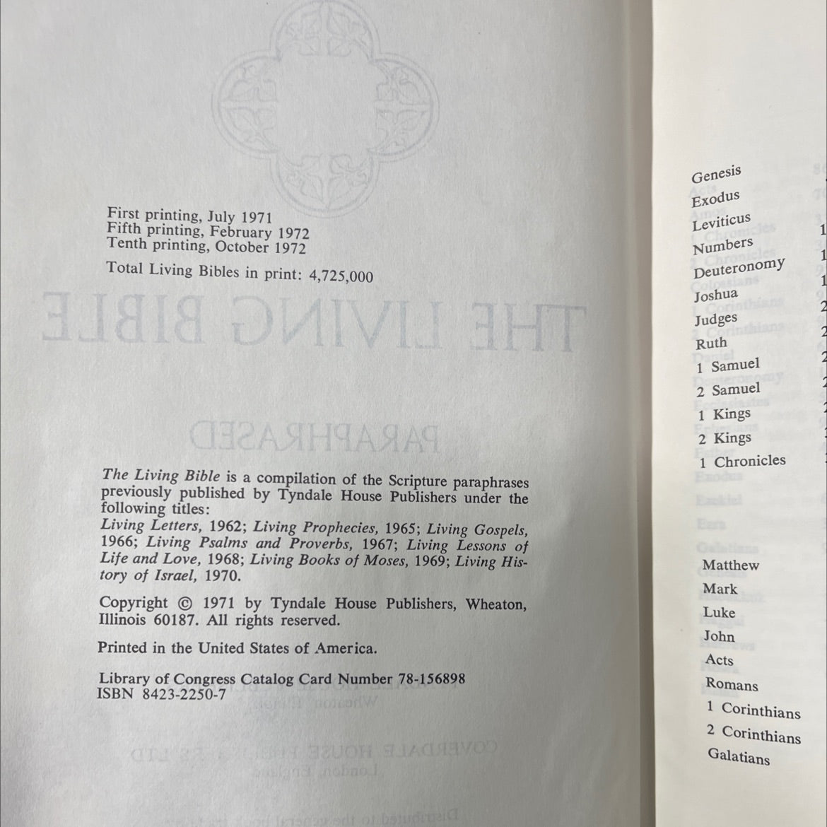 holy bible the living bible paraphrased book, by unknown, 1971 Hardcover image 3
