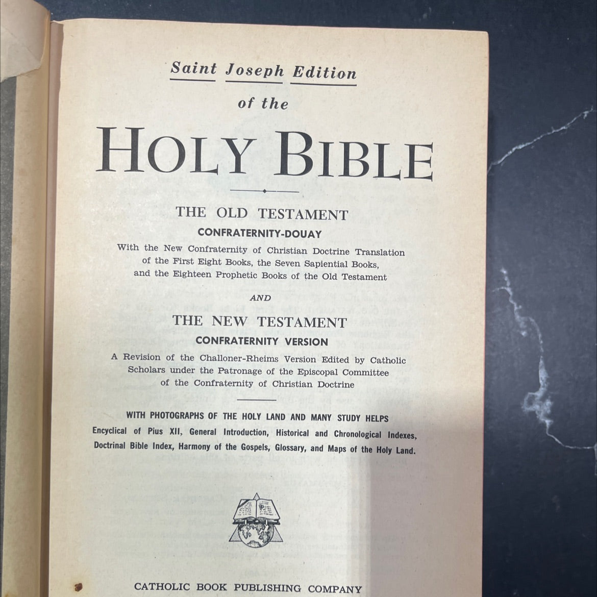 holy bible the old testament confraternity-douay with the new confraternity of christian doctrine translation and the image 2